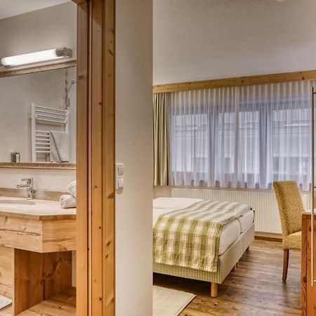 Hotel Alte Post Fieberbrunn Bagian luar foto