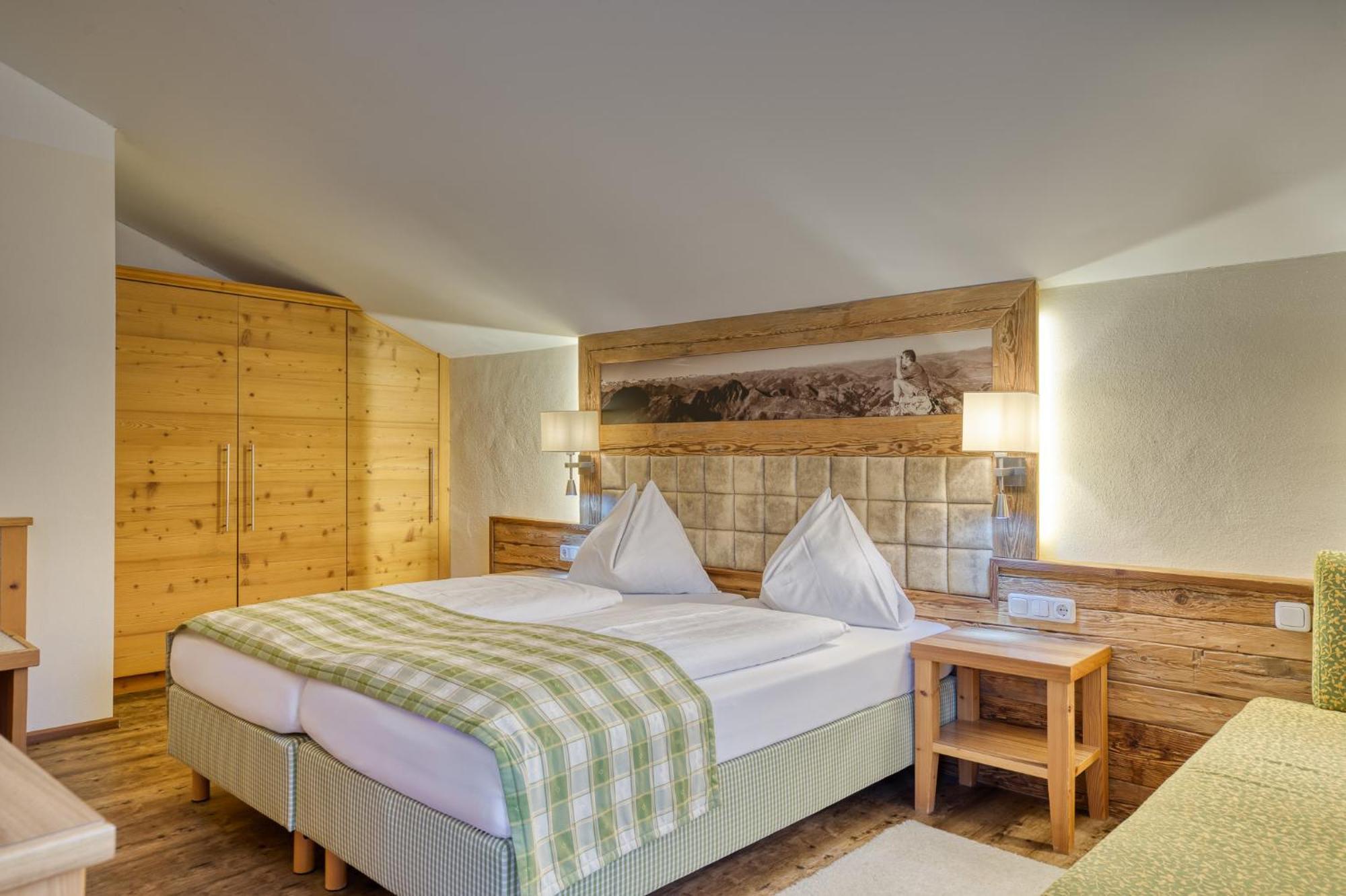 Hotel Alte Post Fieberbrunn Ruang foto