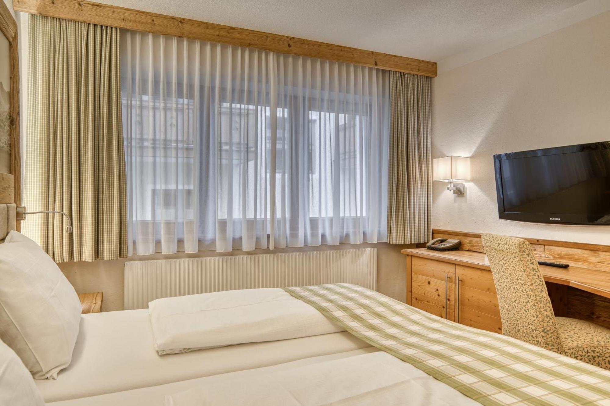 Hotel Alte Post Fieberbrunn Ruang foto