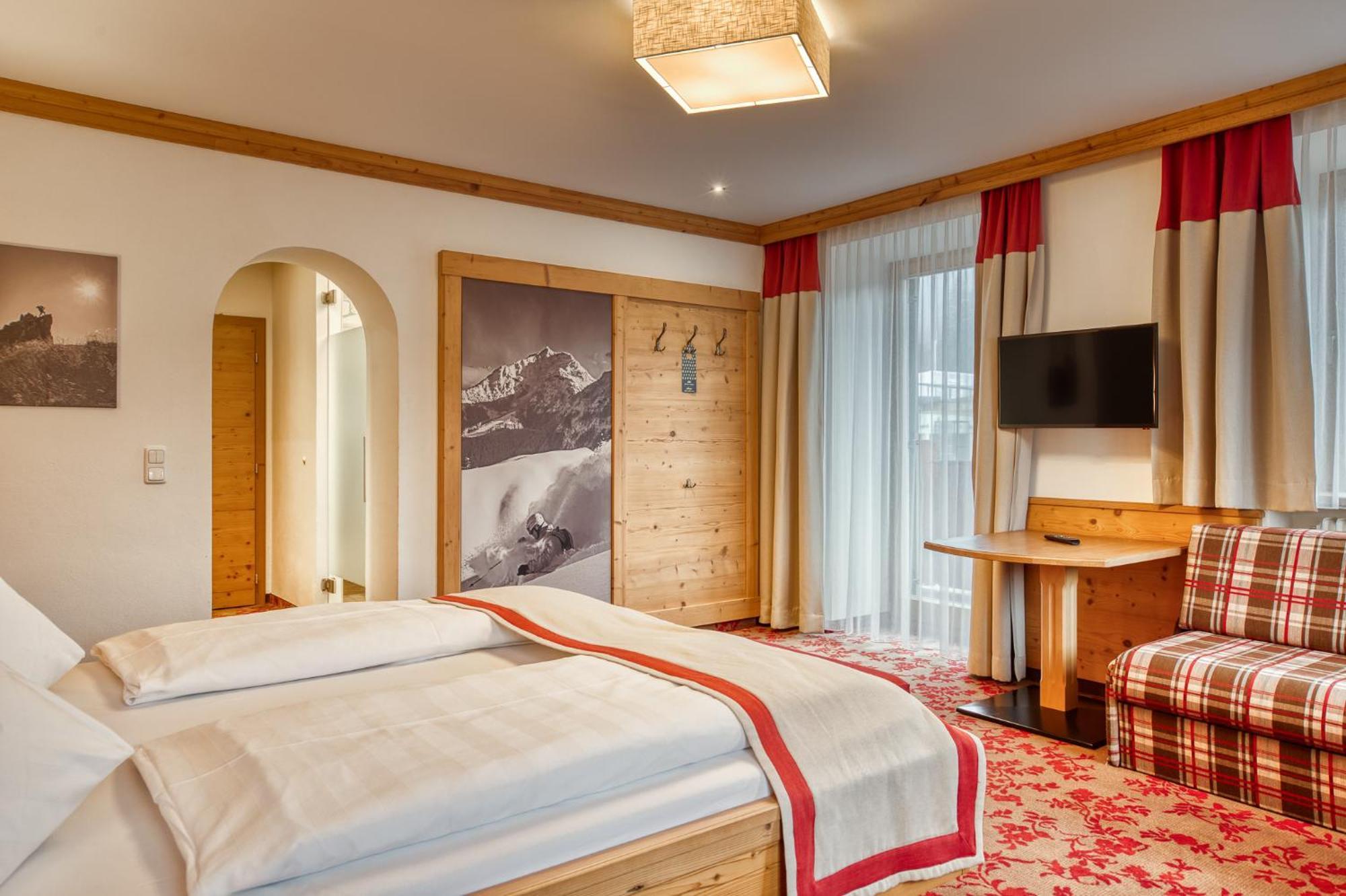 Hotel Alte Post Fieberbrunn Bagian luar foto